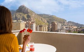 Marbela Apartments & Suites